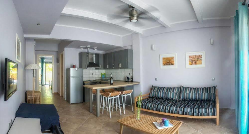 Villa Despina Green Suites Polychrono Bagian luar foto