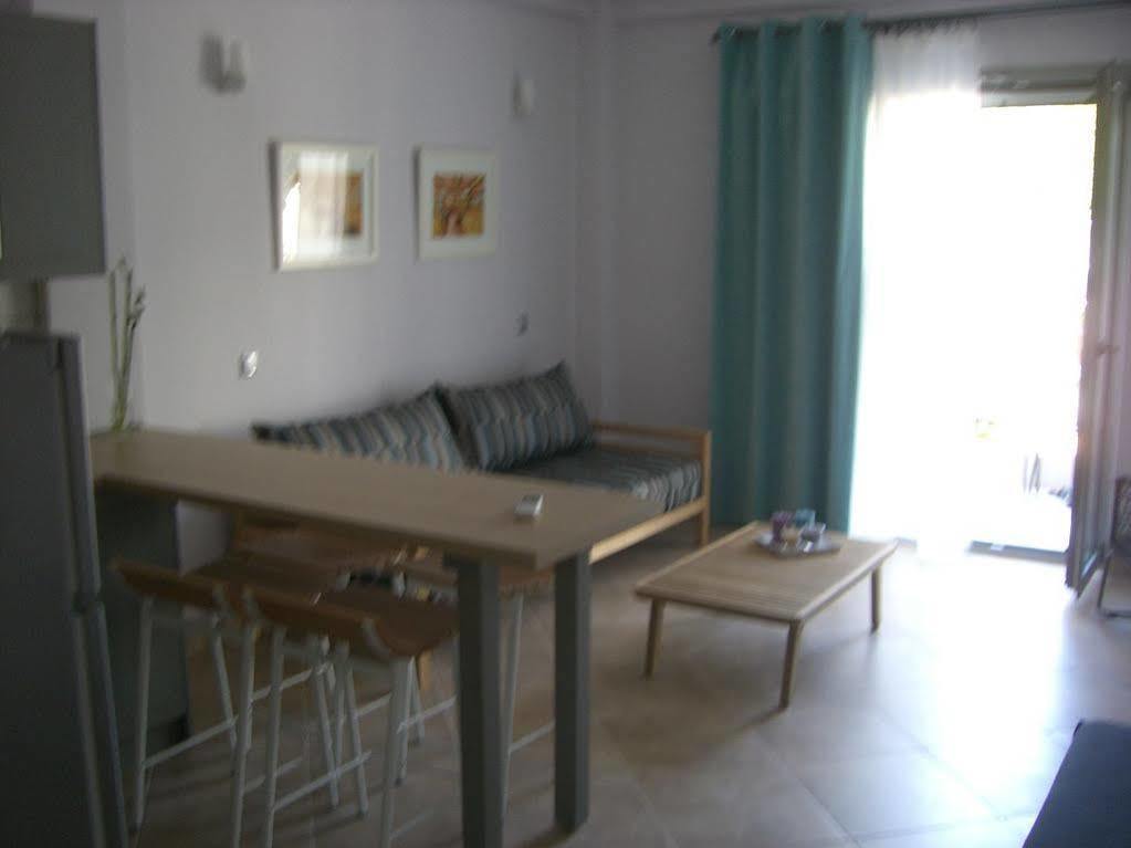Villa Despina Green Suites Polychrono Bagian luar foto
